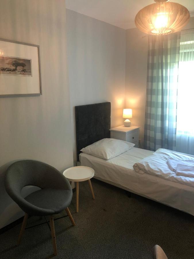 Hotel Portus 斯武普斯克 外观 照片