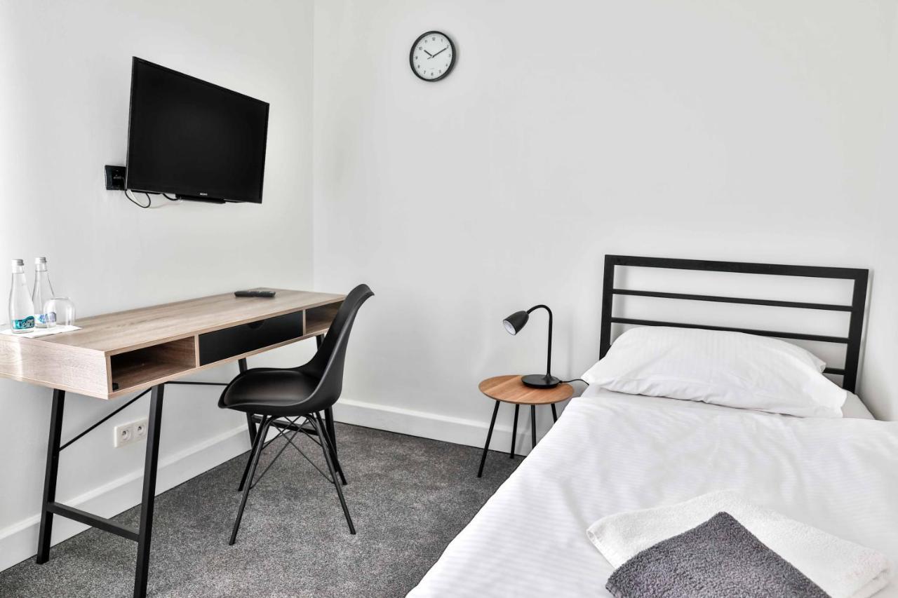 Hotel Portus 斯武普斯克 外观 照片